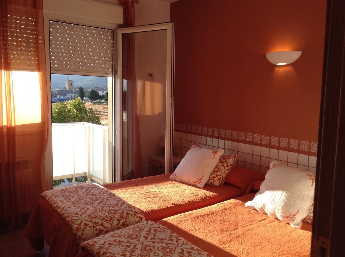 Hostal Camino Del Perdon Uterga Dış mekan fotoğraf